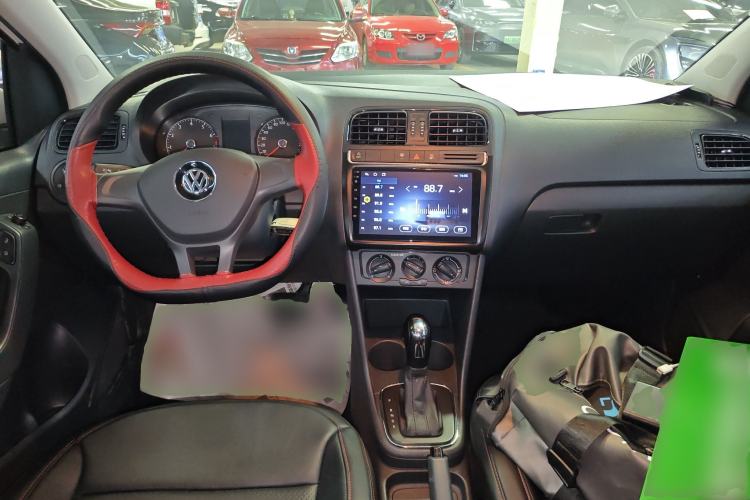 Used Volkswagen Polo 2018 1.5L Automatic Advanced Driving Model Center Console