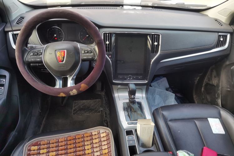 Used Roewe RX5 2019 20T Two-Wheel Drive Automatic 4G Connected Platinum Edition
