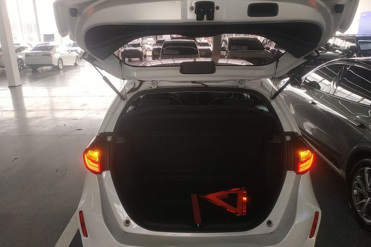 Used Honda Fit 2023 1.5L CVT Trend Edition Trunk
