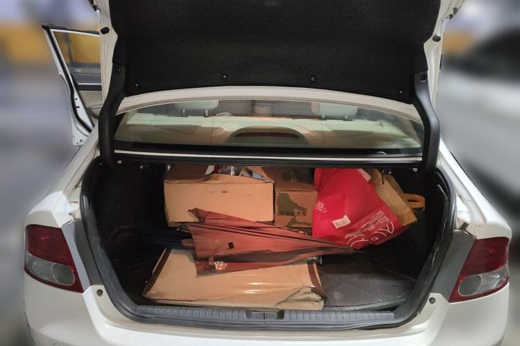 Used Honda Civic 2009 1.8L automatic luxury edition Trunk
