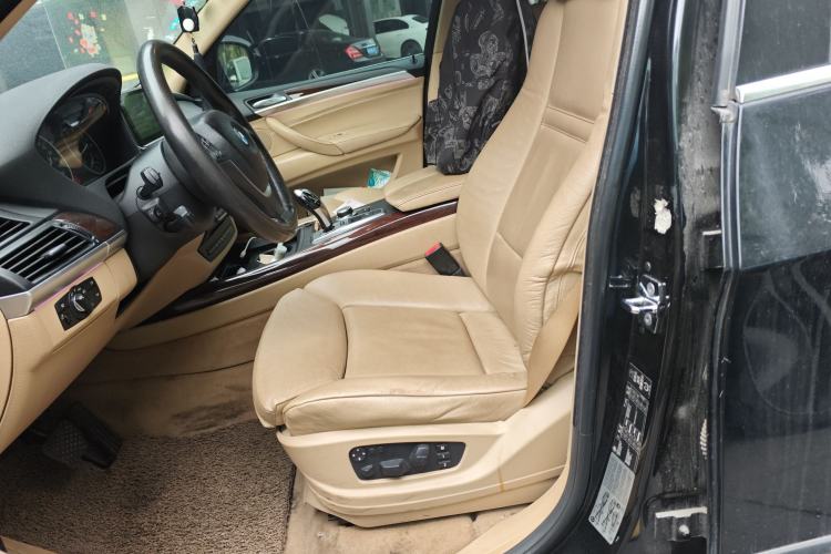 Used BMW X5 2008 xDrive48i Luxury Model
