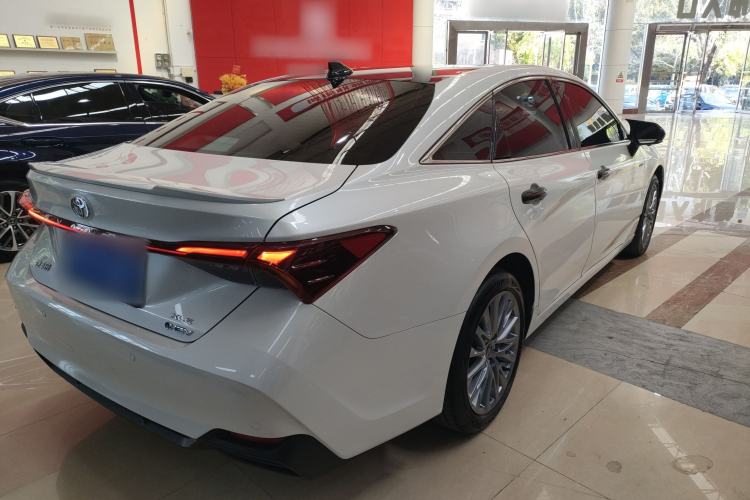 Used Toyota Avalon 2024 Dual-Engine 2.5L XLE Premium Edition