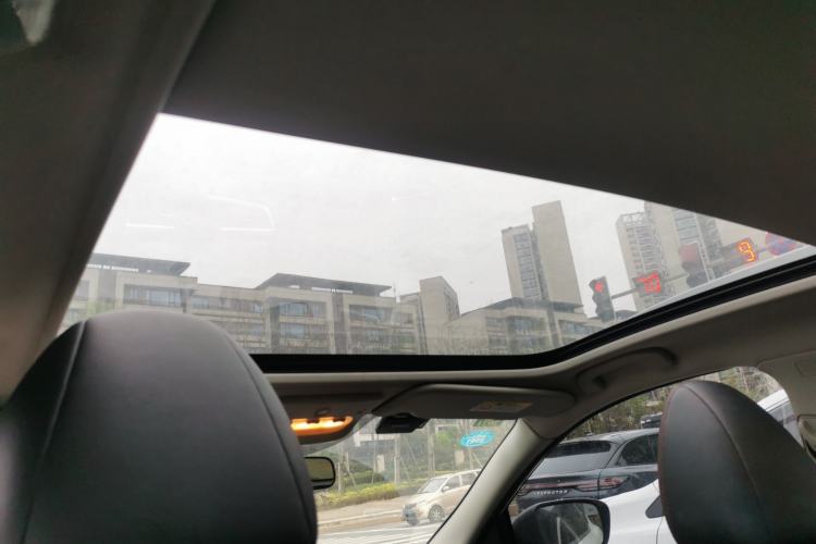 Used Nissan Qashqai 2016 2.0L CVT Luxury Edition Headliner