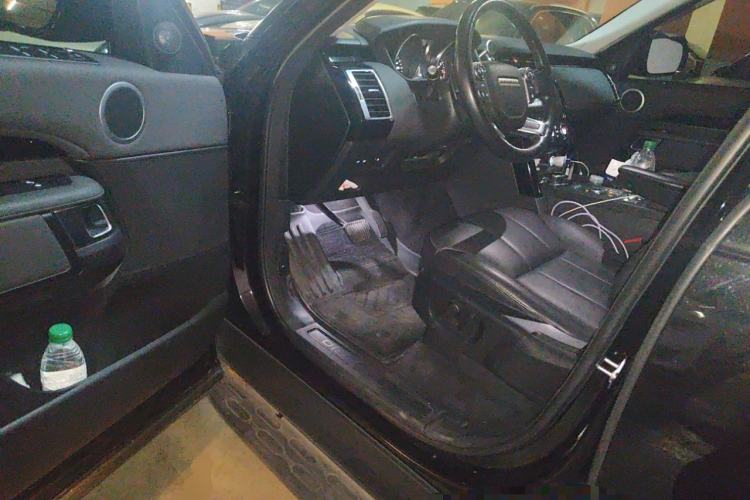 Used Land Rover Discovery 2018 3.0 SC V6 SE
