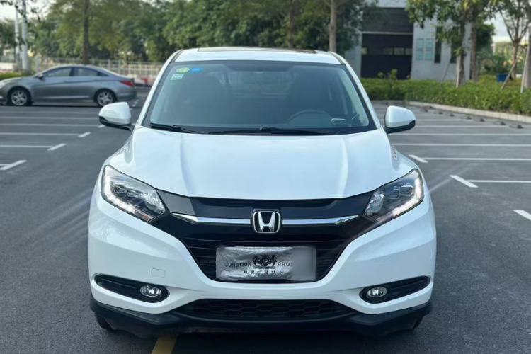 Used Honda Vezel 2017 1.8L CVT Front-Wheel Drive Pioneer Edition
