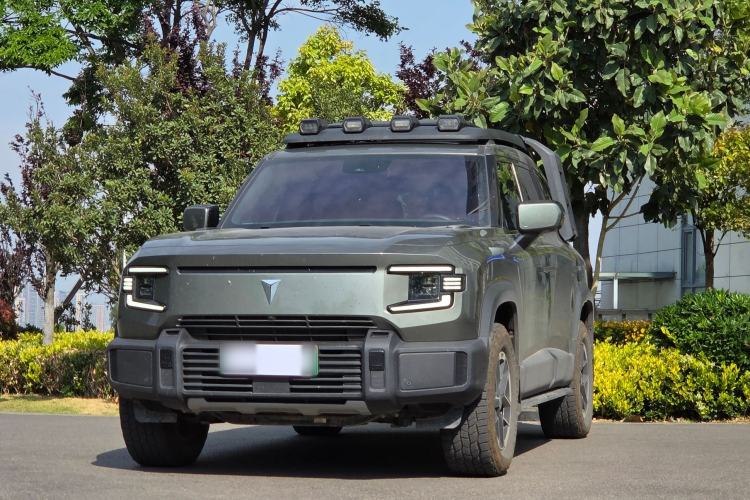 Used Deepal G318 2024 Four-Wheel-Drive Air Suspension Model