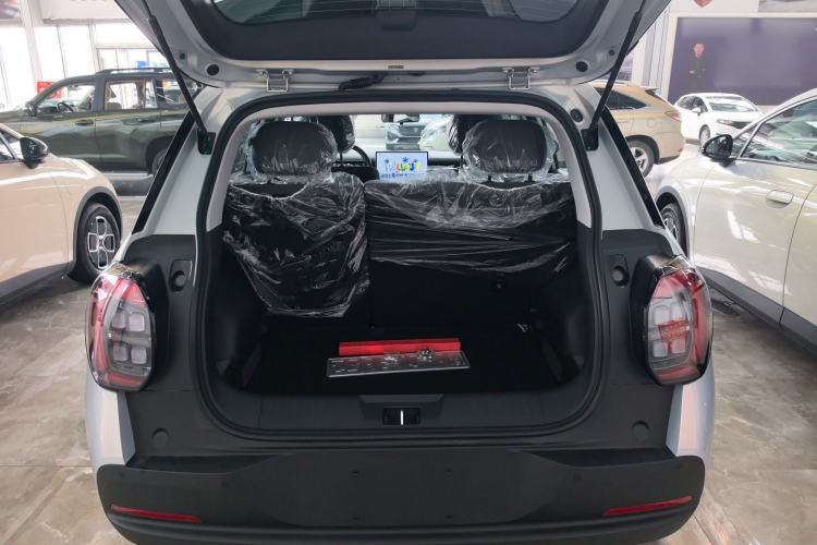 Used AION UT 2025 330 Starlight Edition
