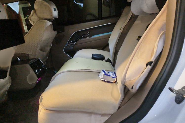 Used Land Rover Range 2023 3.0 L6 400 PS Extended Long-Wheelbase Version