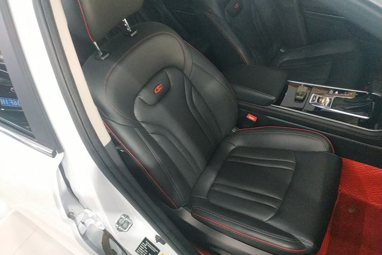 Used CHANGAN CS75 2018 280T Automatic Yazi Model China V Standard
