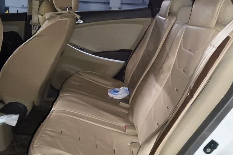 Used Hyundai Verna (older generation) 2010 Sedan 1.4L Automatic Fashionable GT Model
