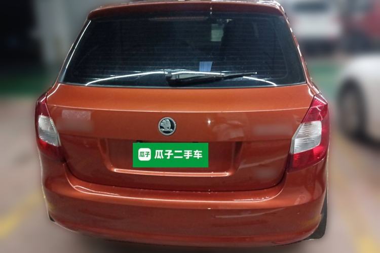 Used Skoda Fabia 2014 1.4L Automatic Crystal Edition
