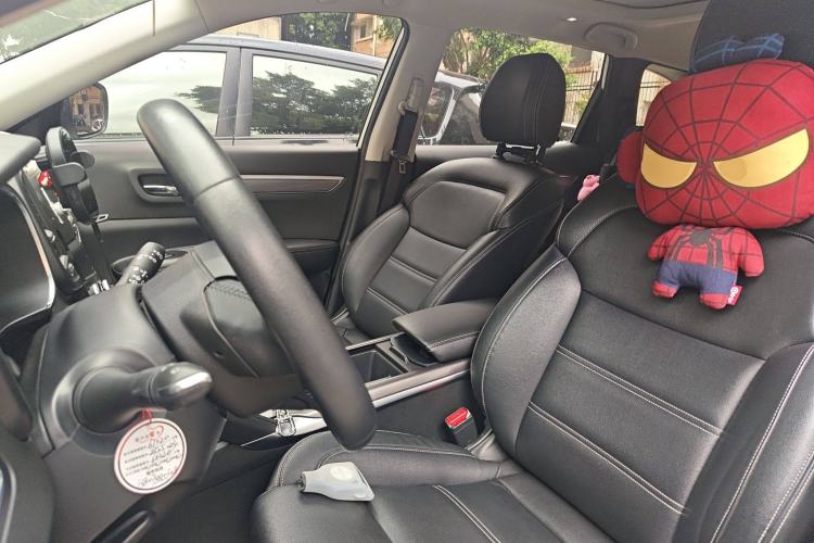 Used Renault Koleos 2018 2.5L Two-Wheel Drive Prestige Edition Left Front Seat