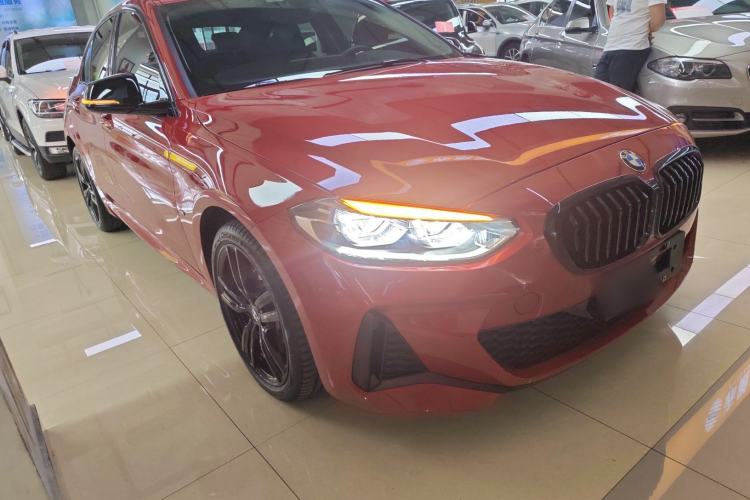 Used BMW 1 Series 2023 125i M Sport Night Edition Front Right 45 Deg