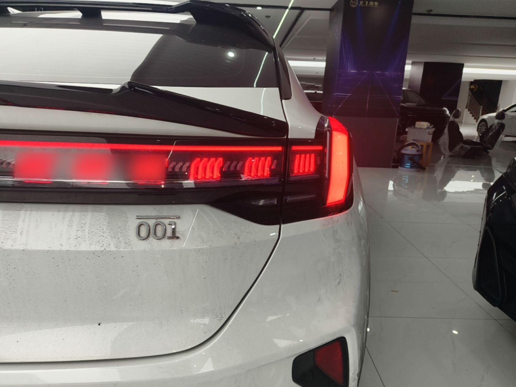 Zeekr 001 2024 WE Edition 95 kWh All-Wheel Drive — снимка 9