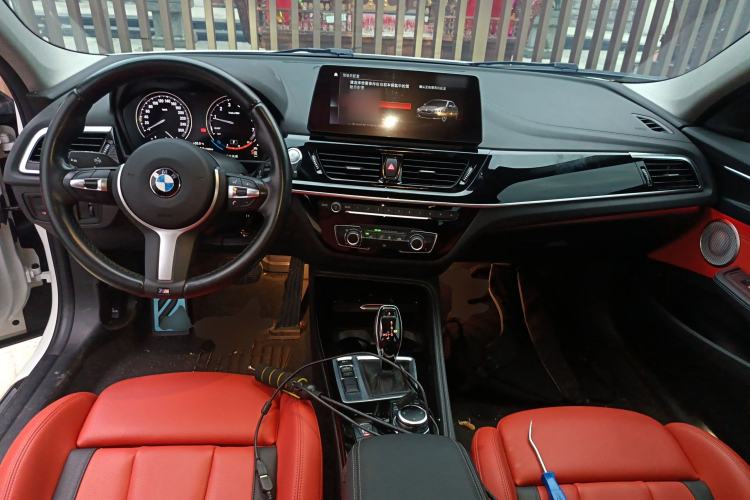 Used BMW 1 Series 2022 125i M Sport Night Edition Center Console