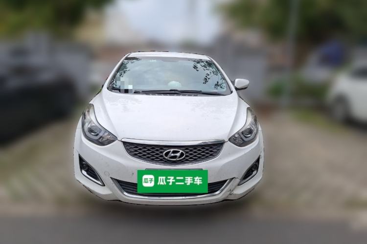 Used Hyundai Elantra (5th Generation / Langdong) 2016 1.6L Automatic Smart Version