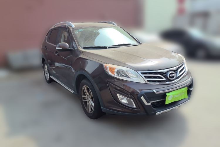 Used GAC Trumpchi GS5 2014 2.0L Automatic Two-Wheel Drive Anniversary Value Edition Front Right 45 Deg