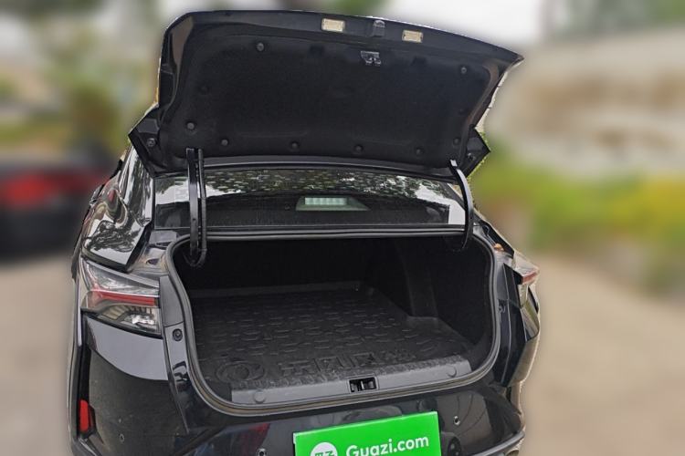 Used Dongfeng Aeolus Yixuan 2021 230T Automatic Zuiying Knight Edition
