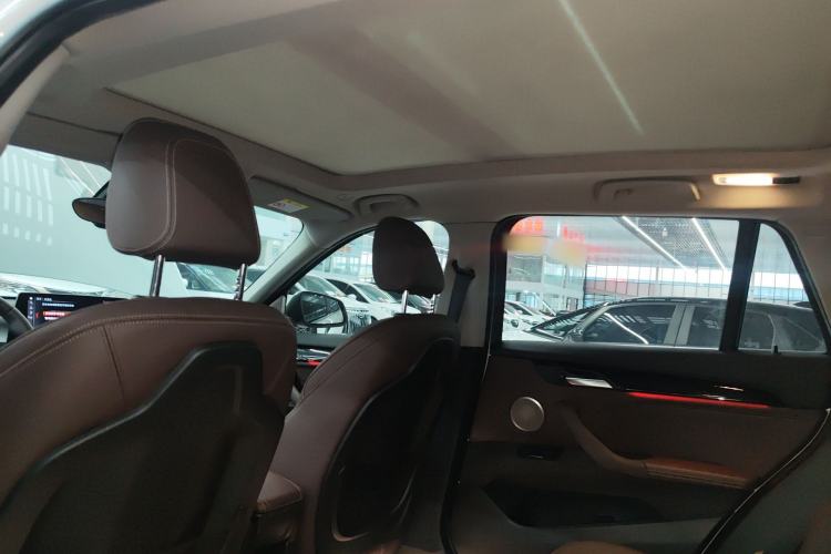 Used BMW X1 2022 sDrive25Li Leading Model Headliner