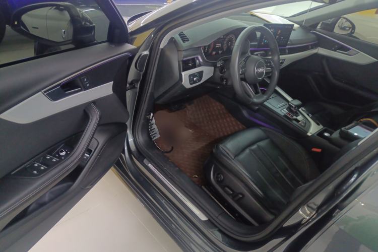 Used Audi A4L 2022 40 TFSI Luxury Prestige Edition
