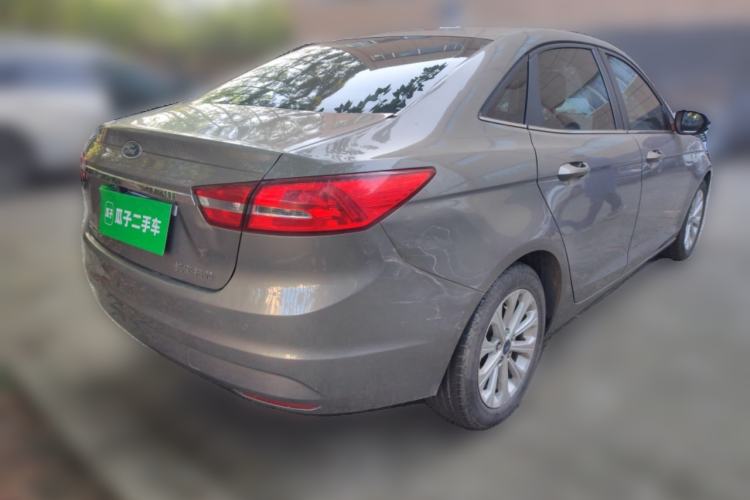 Used Ford Escort 2015 1.5L Automatic Fashion Model Rear Right 45 Deg