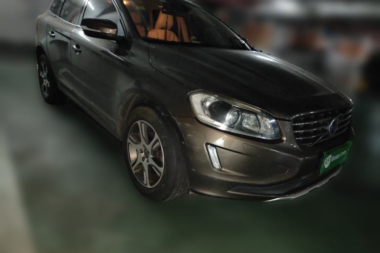 Used Volvo XC60 2014 T5 Zhiyi Edition Front Right 45 Deg
