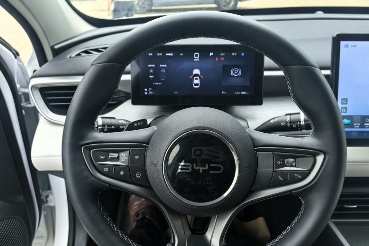 Used BYD Seal 05 DM-i 2025 DM-i Intelligent Drive 120KM Flagship Model
