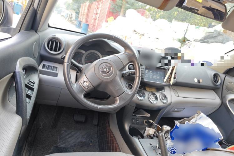 Used Toyota RAV4 2009 2.4L Automatic Luxury Navigation Edition
