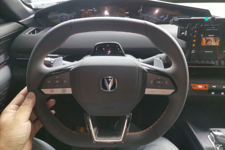 Used CHANGAN UNI-V 2024 1.5T Prestige Edition
