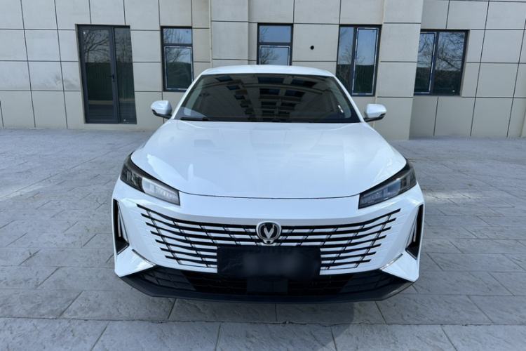 Used Changan Eado PHEV 2025 Smart New Blue Whale 145KM High-Energy Edition