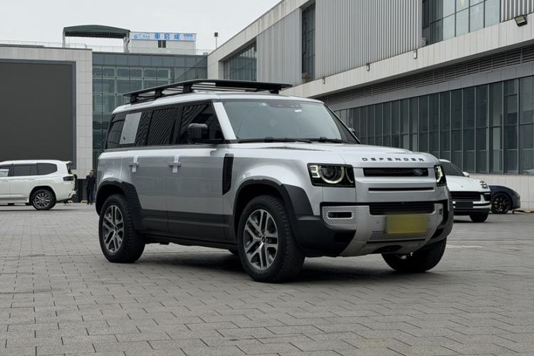 Used Land Rover Defender 2020 110 P400 Dark Special Edition Exterior 5