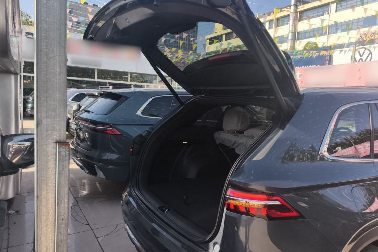 Used Geely Auto Monjaro L 2025 Dongfang Yao 2.0TD Automatic Lanxing Edition Trunk