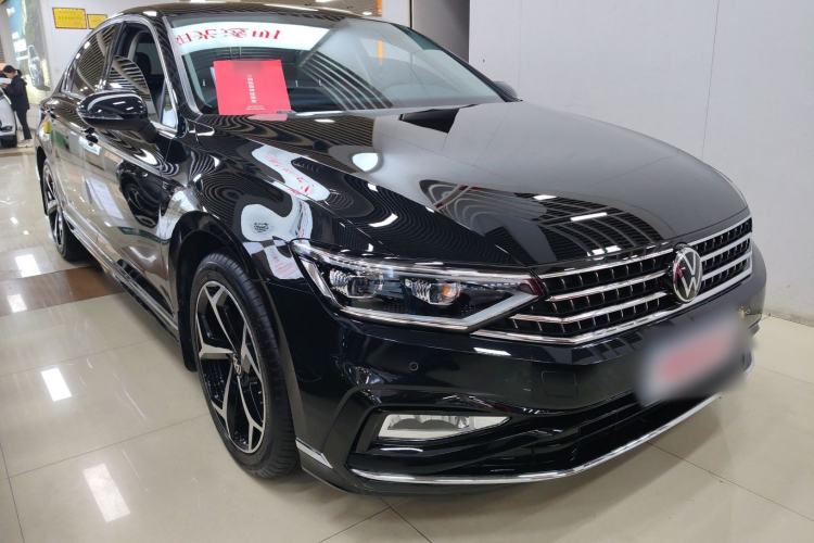 Used Volkswagen Magotan 2025 Zhongxiang Model 280TSI DSG Luxury Version
