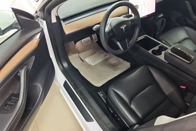 Used Tesla Model 3 2021 Performance High-Performance All-Wheel-Drive Version 3D6 Driver Seat