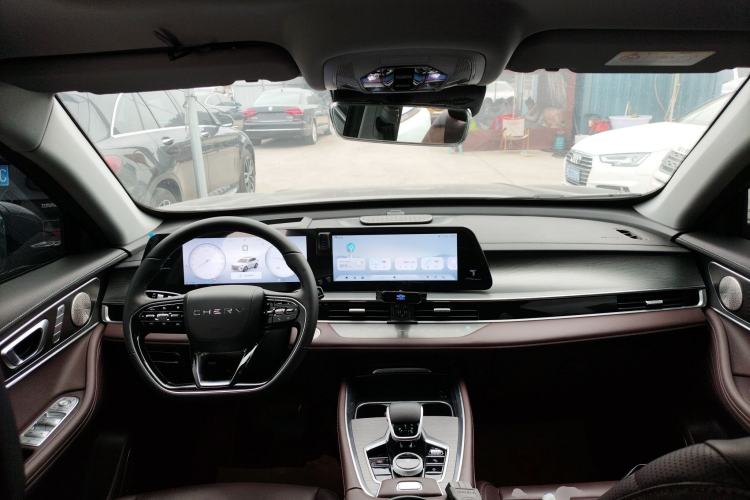 Used Chery Tiggo 8 PRO 2024 Champion Edition 390T Two-Wheel Drive Aoshi Version 7 Seats