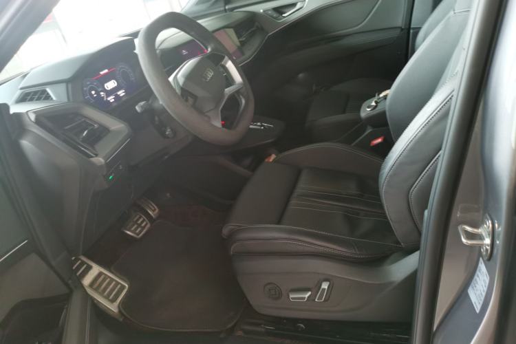 Used Audi Q5 e-tron 2023 40 e-tron Shining Edition Brocade Suit Left Front Seat