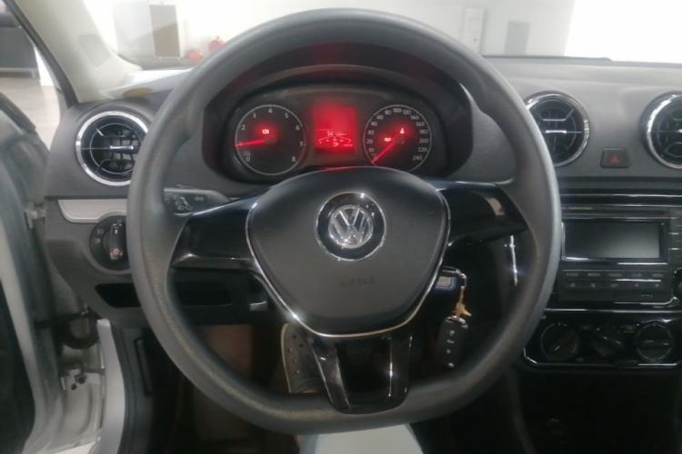 Used Volkswagen Jetta 2017 1.5L Manual Comfort Model