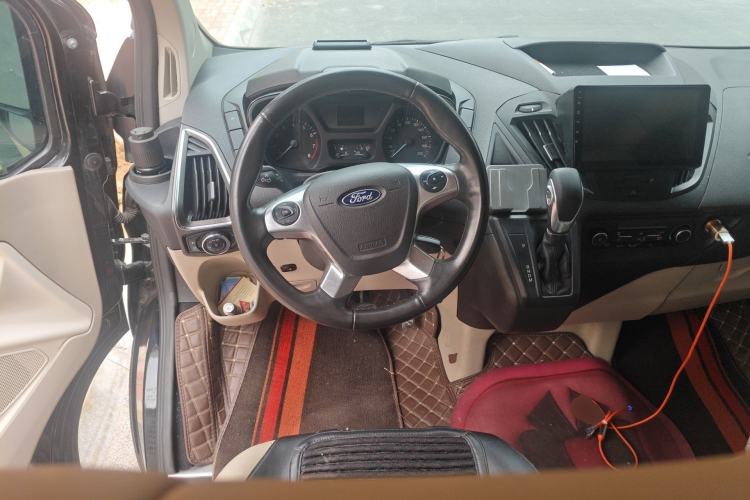Used Ford Tourneo Custom 2020 2.0T Automatic Elite Edition China VI Standard Steering Wheel