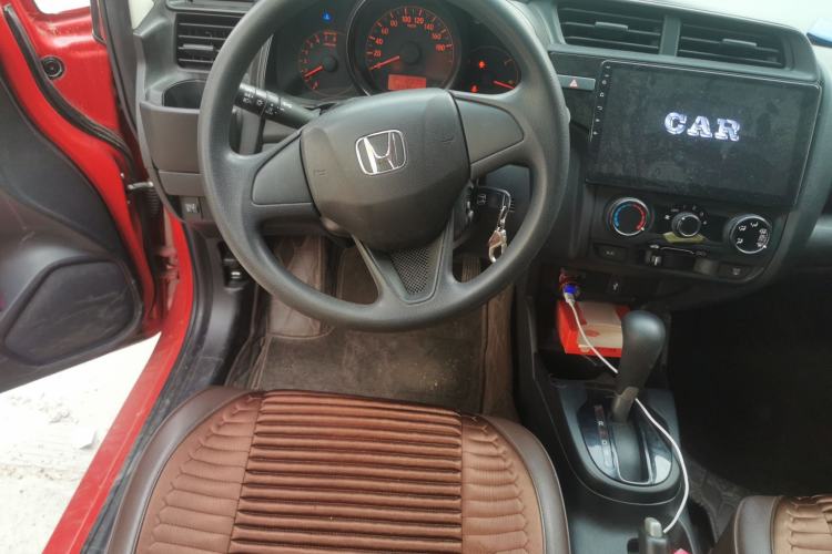 Used Honda Fit 2018 1.5L CVT Comfort Sunroof Version Steering Wheel