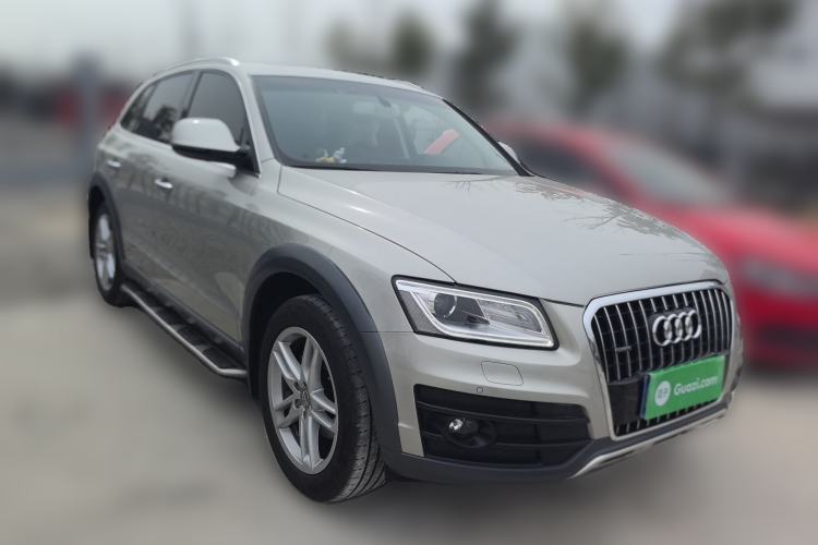Used Audi Q5 2017 Plus 40 TFSI Technology Model