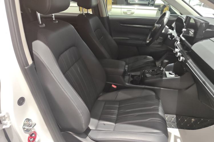 Used Honda Breeze 2023 240TURBO Two-Wheel-Drive Luxury Edition 5 Seats Right Front Seat