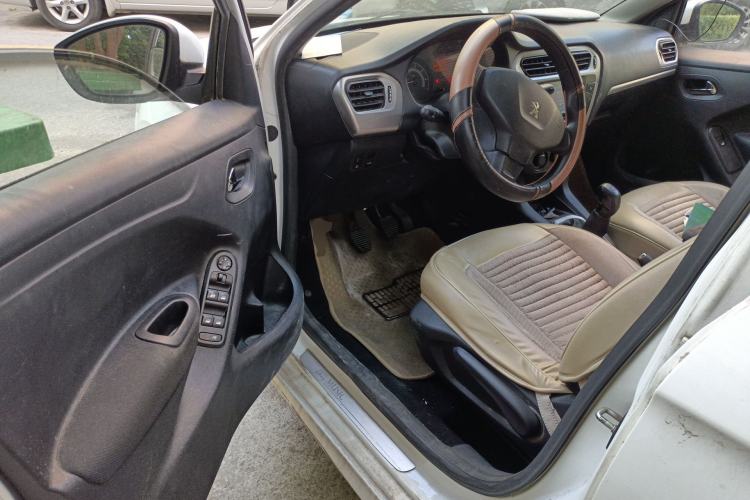 Used Peugeot 301 2014 1.6L Manual Comfort Edition