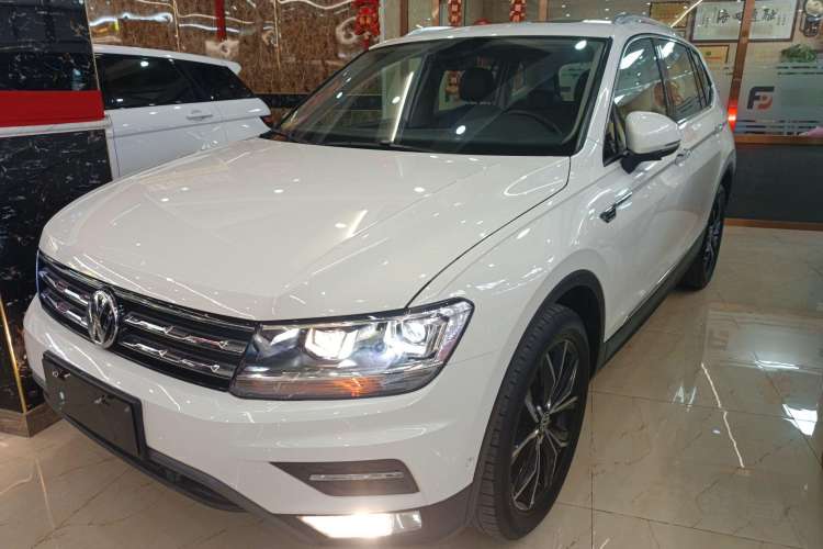 Used Volkswagen Tiguan L 2020 330TSI Automatic Two-Wheel Drive Smart Luxury Edition China VI Standard