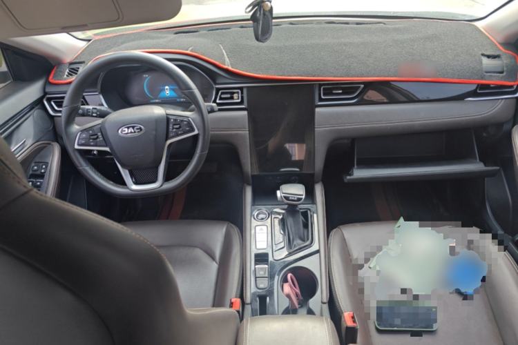 Used JAC Group J7 2020 1.5T CVT Superior Trim Center Console