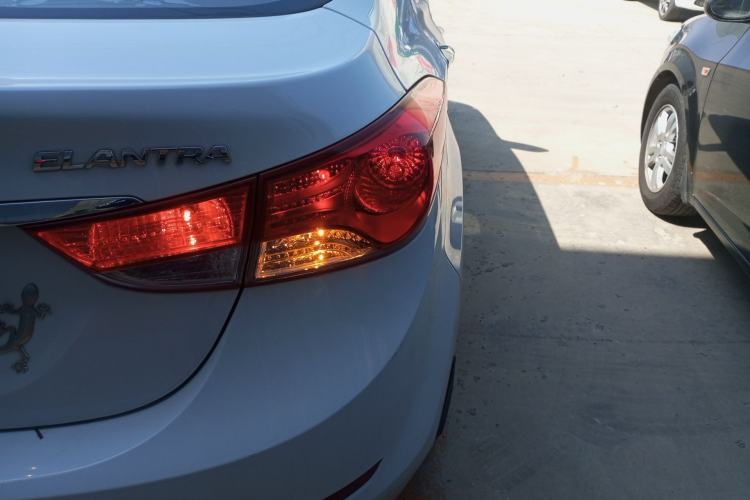 Used Hyundai Elantra (5th Generation / Langdong) 2015 1.6L Manual Fashion Edition Right Rear Taillight