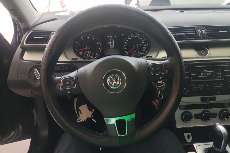 Used Volkswagen Magotan 2015 1.8TSI Advanced Model Steering Wheel