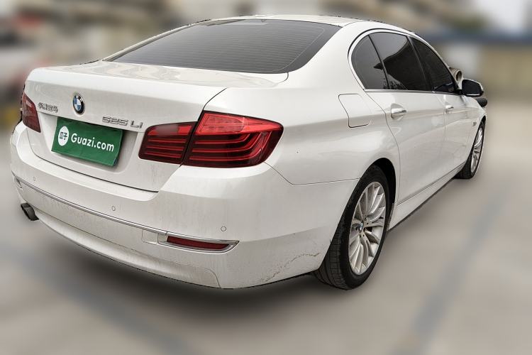 Used BMW 5 Series 2017 525Li Luxury Design Package Rear Right 45 Deg