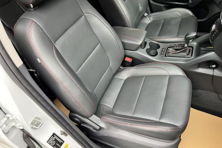 Used CHANGAN CS75 2014 1.8T Automatic Prestige Model China IV Standard
