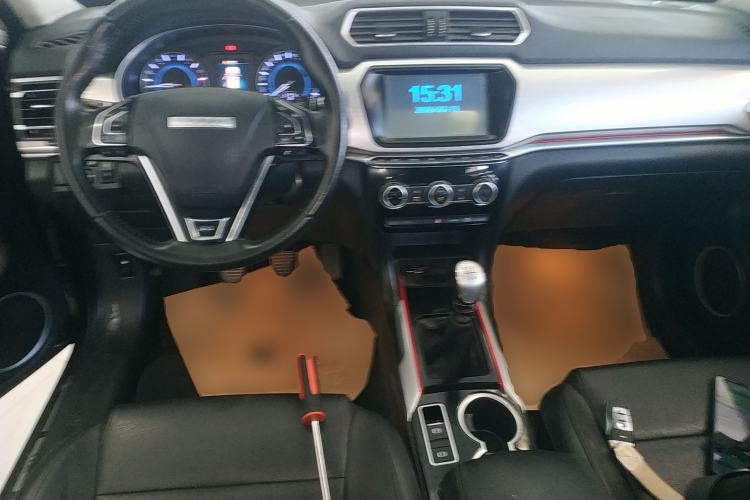 Used Haval H2 2017 Blue Label 1.5T Manual Two-Wheel Drive Luxury Model