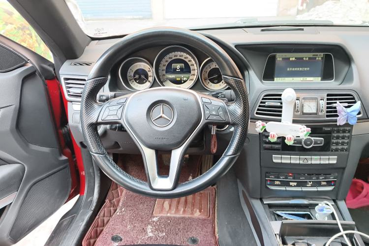 Used Mercedes-Benz E-Class 2014 E 200 Coupe Steering Wheel